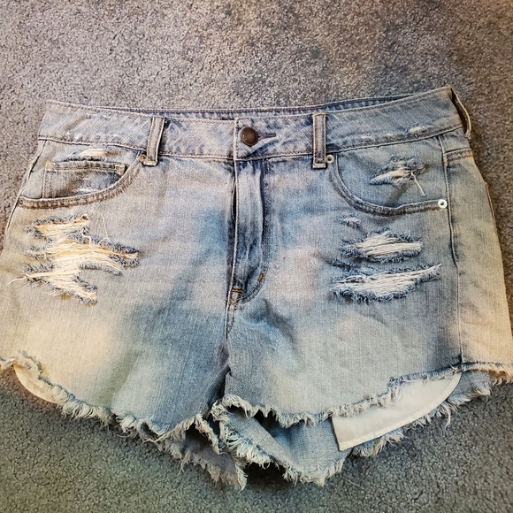 American Eagle Outfitters Pants - American Eagle women's shorts